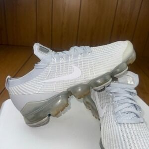 Nike Women's Light Gray/White Vapormax Sneakers